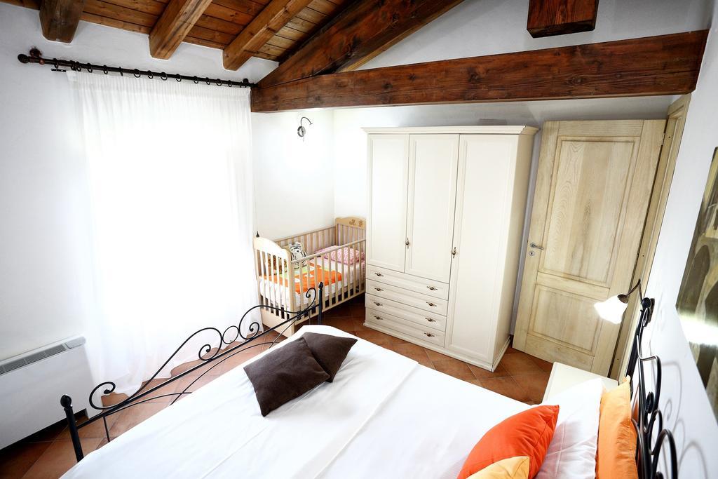 Agriturismo Creta Rossa Torre di Ruggiero Ngoại thất bức ảnh