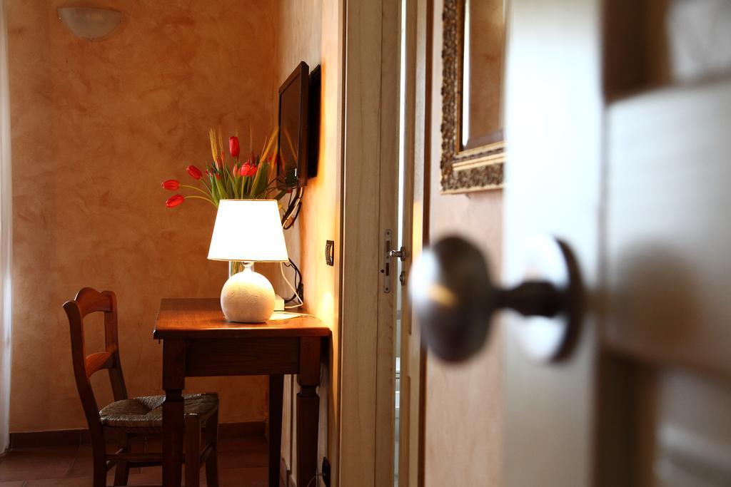 Agriturismo Creta Rossa Torre di Ruggiero Ngoại thất bức ảnh
